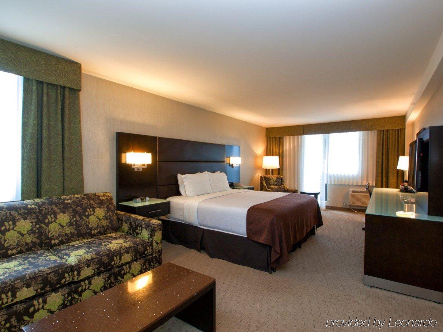 Holiday Inn Vancouver-Centre Broadway, An Ihg Hotel Room photo